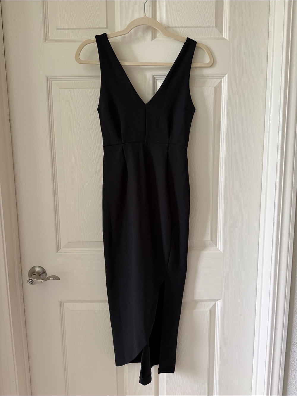 Abercrombie & Fitch Black V-Neck Midi Dress